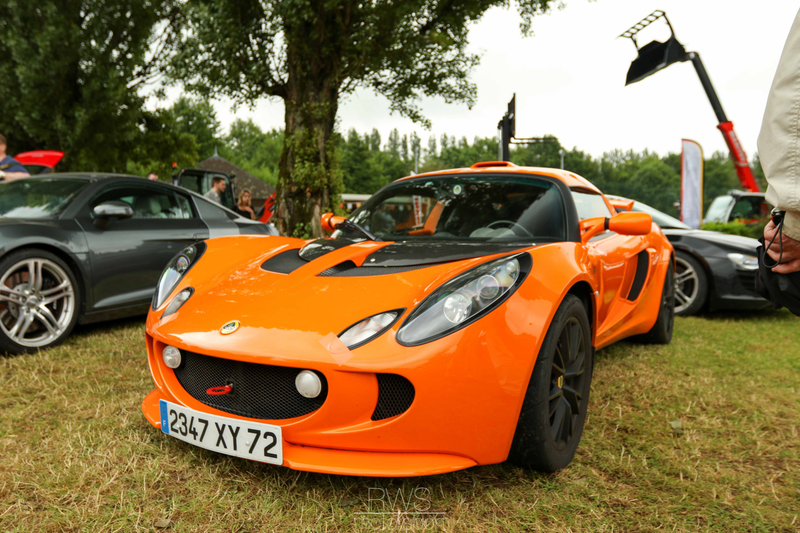 Illustration for article titled Classic British Welcome Photos (Le Mans Carshow)